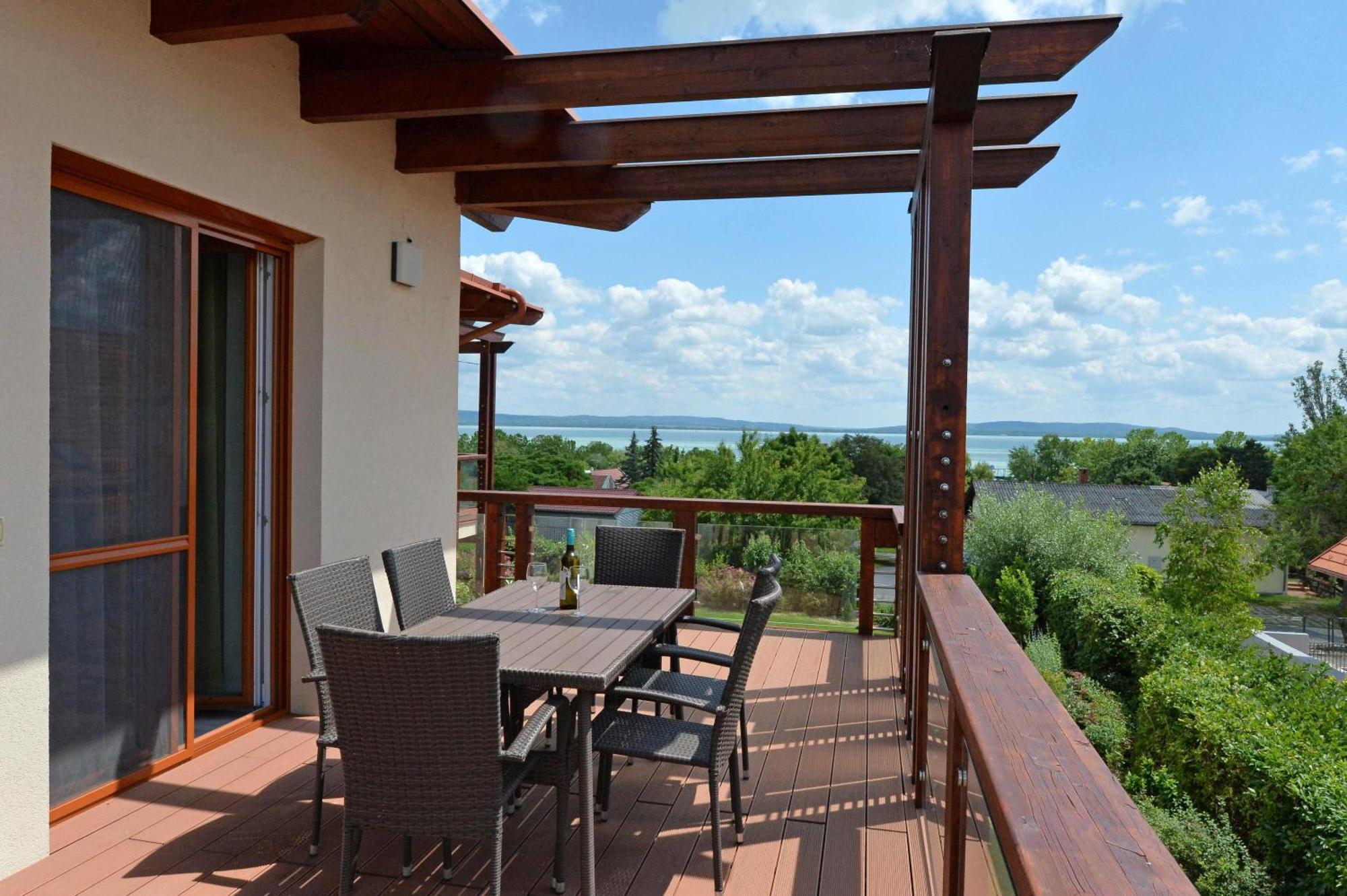 Aranymandula Apartmanok Balatonakali Esterno foto