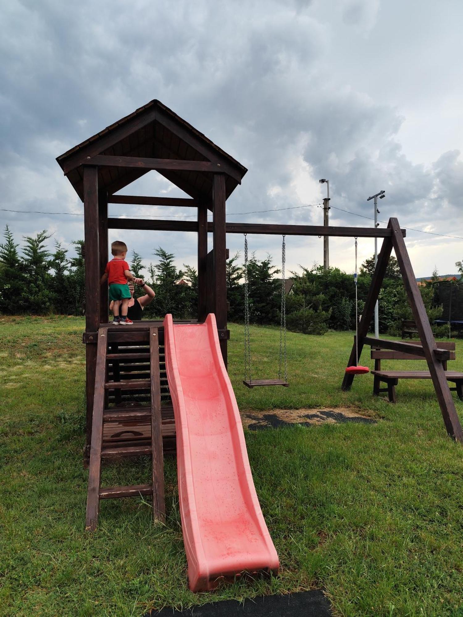 Aranymandula Apartmanok Balatonakali Esterno foto