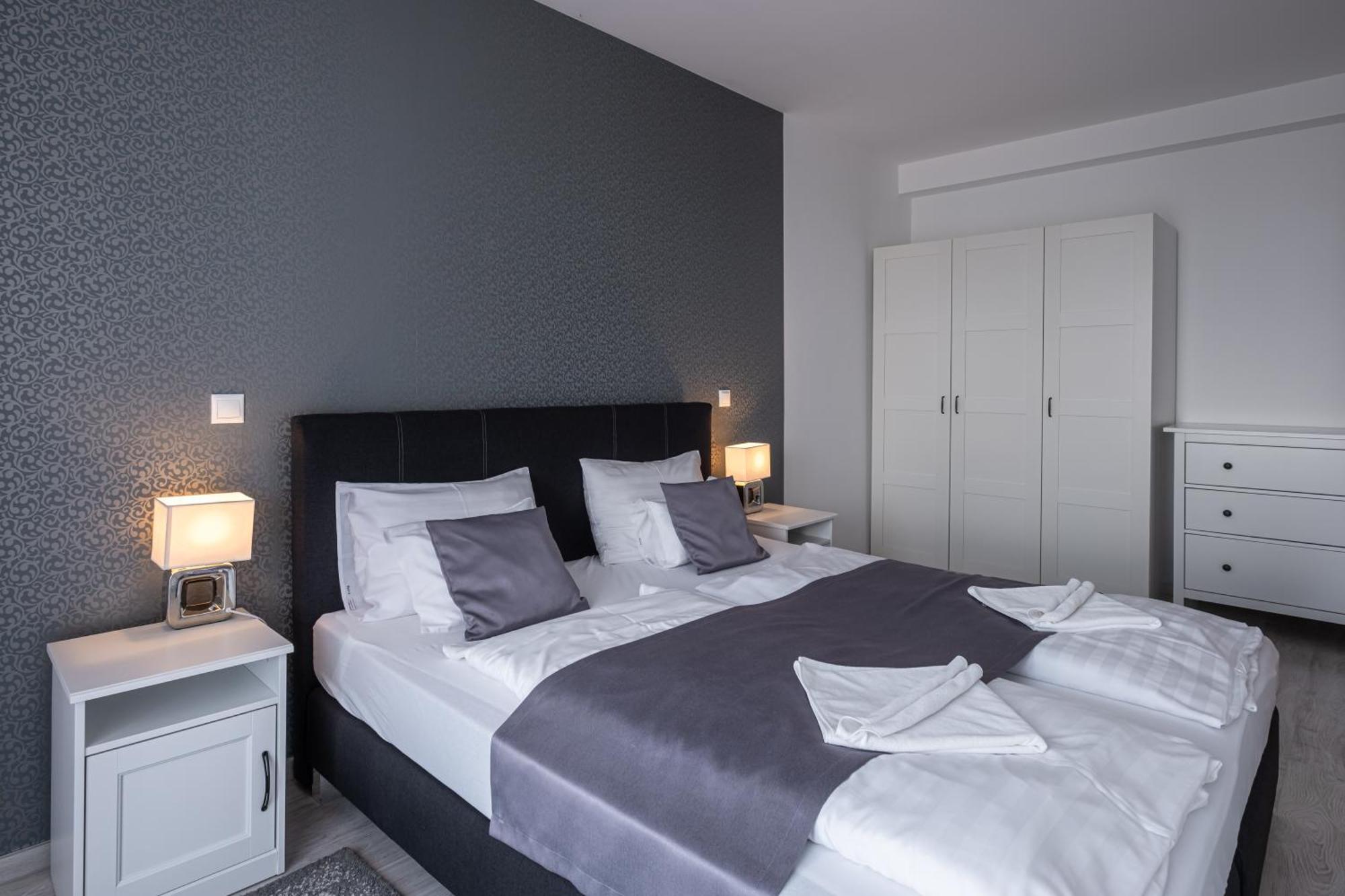 Aranymandula Apartmanok Balatonakali Esterno foto