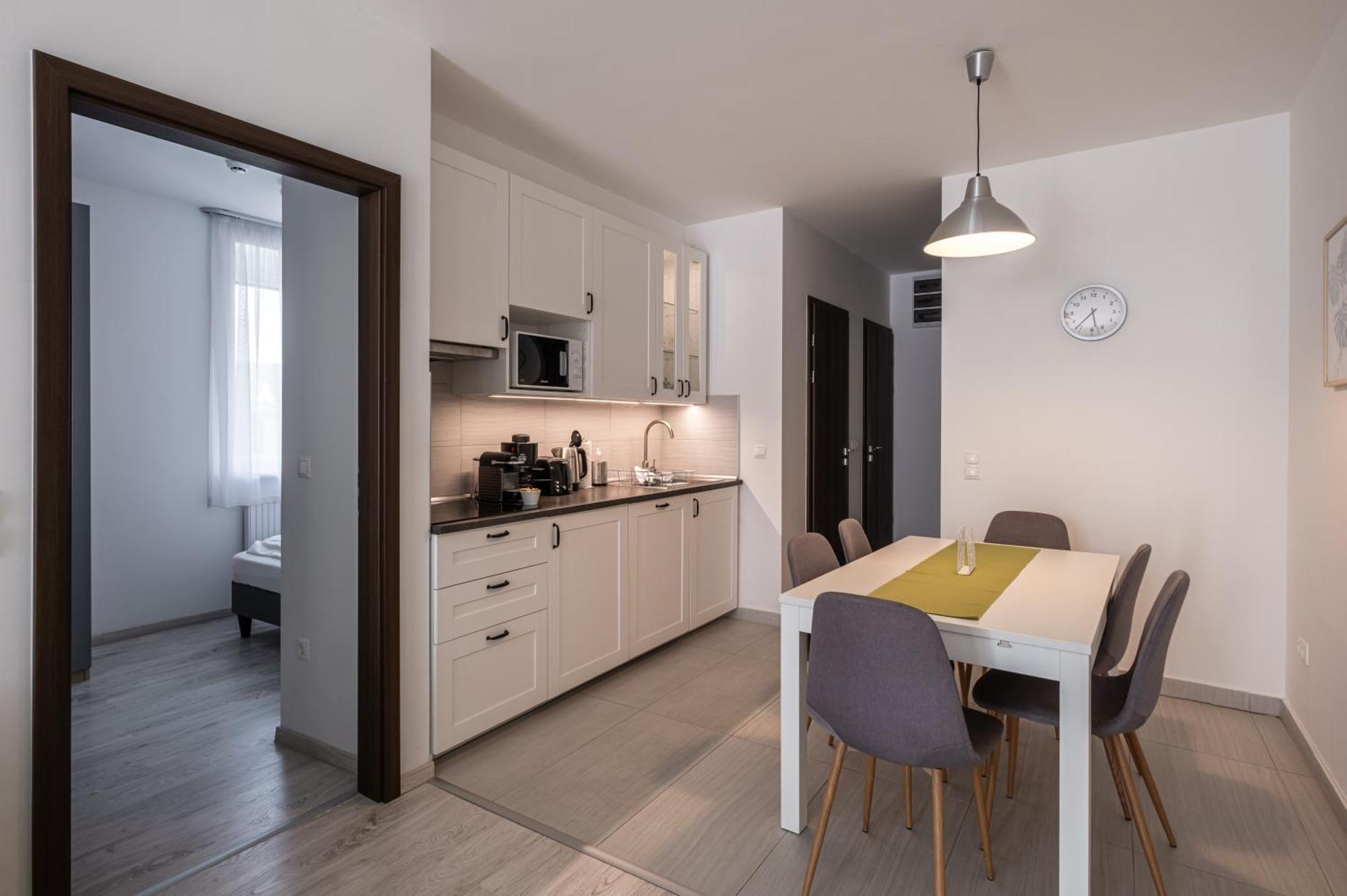 Aranymandula Apartmanok Balatonakali Esterno foto