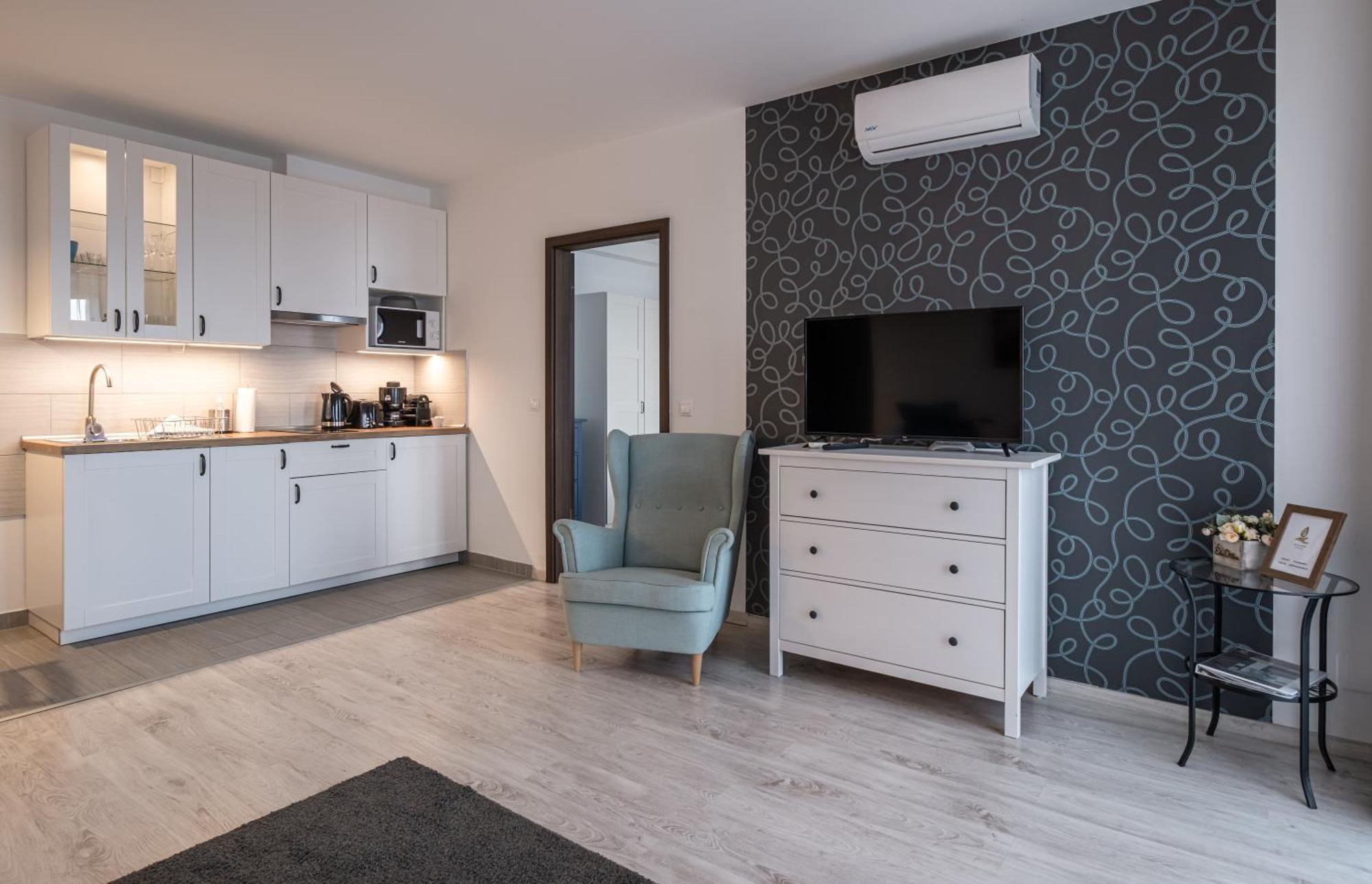 Aranymandula Apartmanok Balatonakali Esterno foto