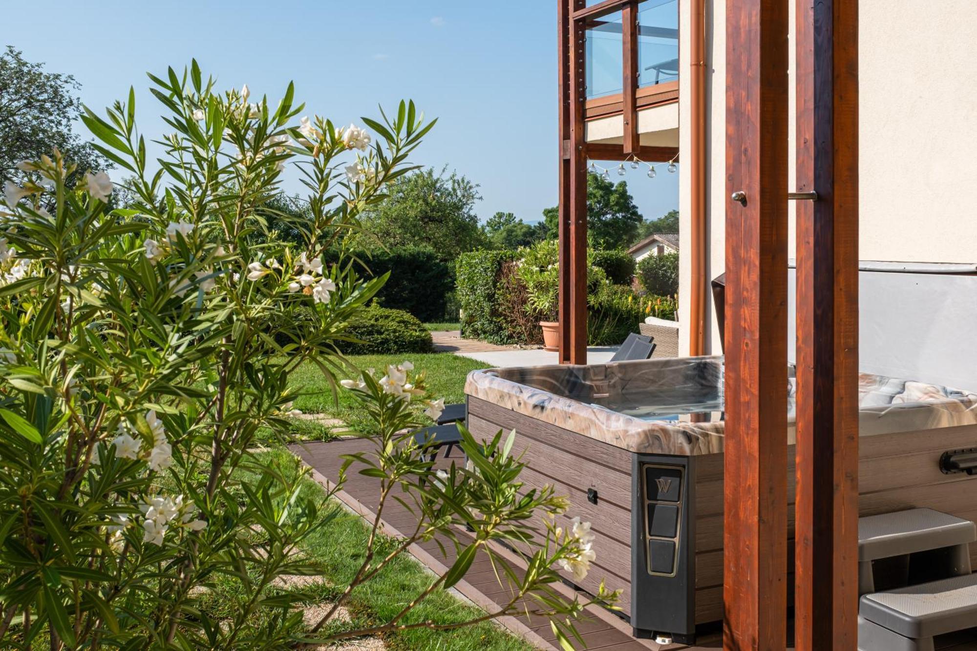Aranymandula Apartmanok Balatonakali Esterno foto